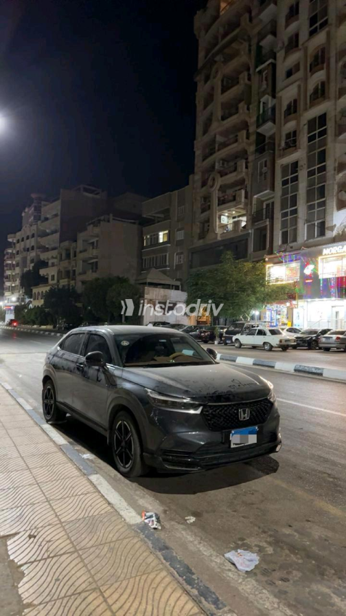 Honda HRV 2023 Black Automatic Used for Sale in Sohag - 4