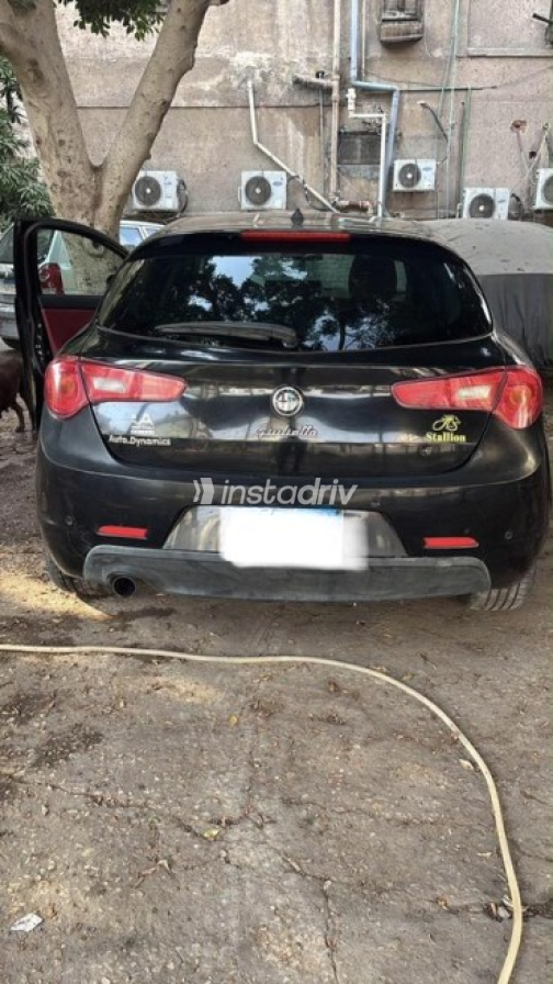 Alfa Romeo Giulietta 2015 Black Automatic Used for Sale in Nasr city - 2
