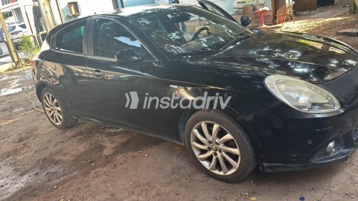 Alfa Romeo Giulietta 2015 Black Automatic Used for Sale in Nasr city - 5