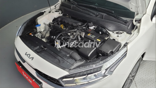 كيا K3 2022 أبيض أوتوماتيك مستعملة للبيع في الشرقية - 4