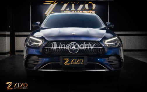 Mercedes E 200 2022 Dark Blue Automatic Used for Sale in Cairo - 1