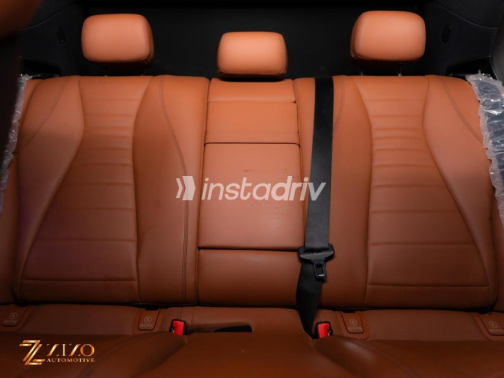 Mercedes E 200 2022 Dark Blue Automatic Used for Sale in Cairo - 10