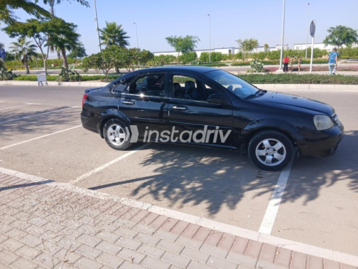 Chevrolet Optra 2009 Black Automatic Used for Sale in Alexandria - 4