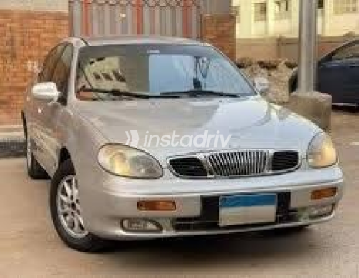 Daewoo Leganza 2001 Silver Automatic Used for Sale in Bilbeis - 2