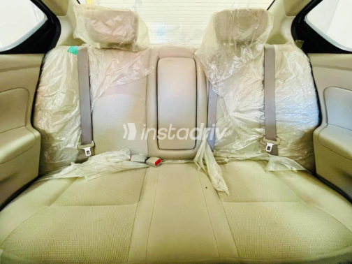 Nissan Sunny 2024 Brown Automatic Used for Sale in Greater Cairo ( Cairo + Giza) - 8