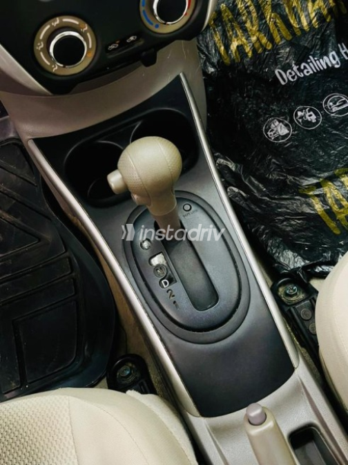 Nissan Sunny 2024 Brown Automatic Used for Sale in Greater Cairo ( Cairo + Giza) - 9