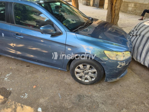 Peugeot 301 2015 Petroleum Automatic Used for Sale in Greater Cairo ( Cairo + Giza) - 2