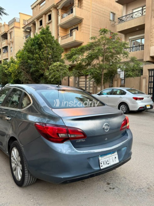 Opel Astra 2013 Dark Blue Automatic Used for Sale in Giza - 5