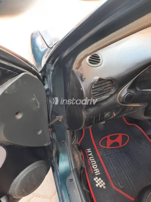 Hyundai Accent 1999 Green Manual Used for Sale in Hadayek October - 10