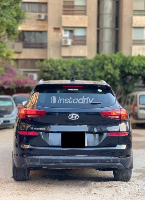 Hyundai Tucson 2019 Black Automatic Used for Sale in Nasr city - 4