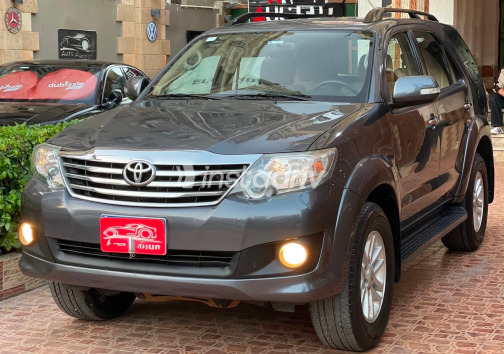 Toyota Fortuner 2015 Gray Automatic Used for Sale in Cairo - 6