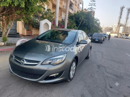 Opel Astra 2020 White Automatic Used for Sale in Greater Cairo ( Cairo + Giza) - 5