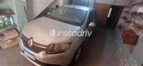 Renault Logan 2015 Silver Automatic Used for Sale in Alexandria - 10
