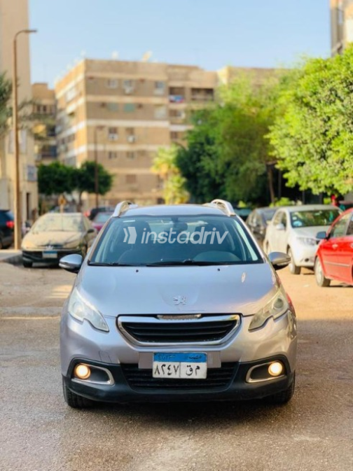 Peugeot 2008 2015 Silver Automatic Used for Sale in Nasr city - 1