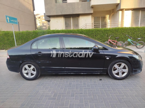 Honda Civic 2009 Black Automatic Used for Sale in Hadayek October - 3