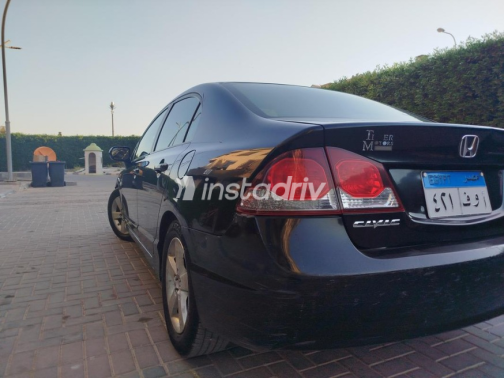 Honda Civic 2009 Black Automatic Used for Sale in Hadayek October - 8
