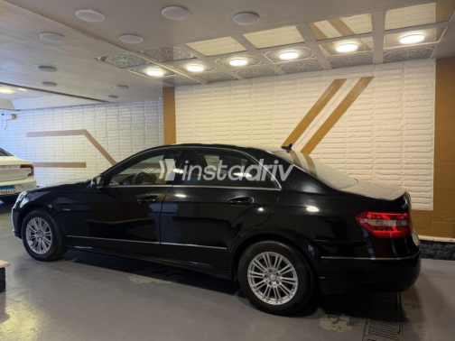 مرسيدس E 250 2011 أسود أوتوماتيك مستعملة للبيع في مصر الجديدة - 4