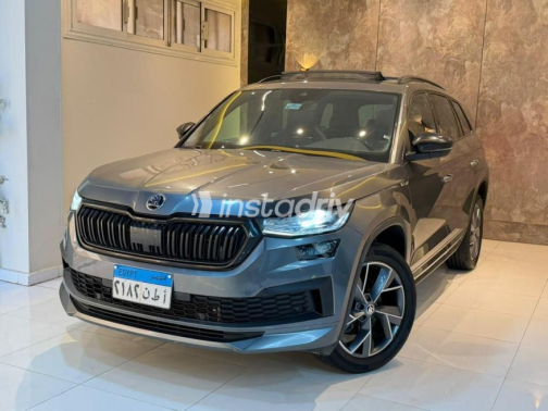 Skoda Kodiaq 2024 Silver Automatic Used for Sale in Cairo - 2