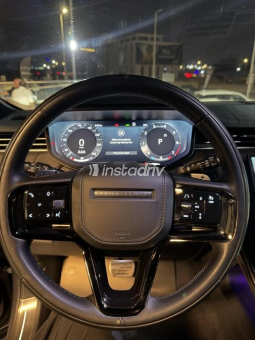 Land Rover Range Rover Sport 2023 Gray Automatic Used for Sale in Cairo - 7