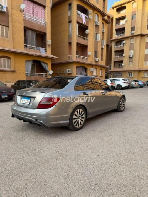 مرسيدس C 280 2008 رمادي أوتوماتيك مستعملة للبيع في القاهرة - 4