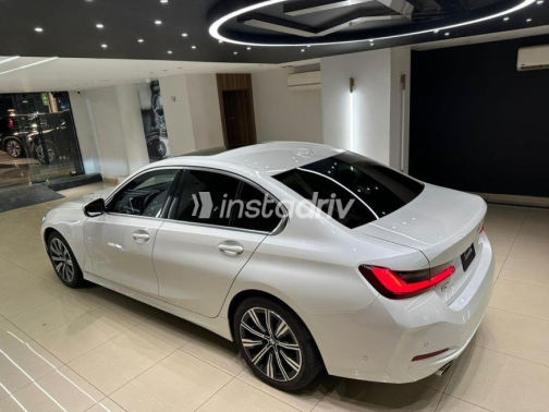 بي ام دبليو 320 2026 أبيض أوتوماتيك مستعملة للبيع في القاهرة - 6