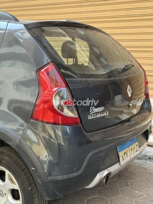 Renault Sandero Step Way 2013 Petroleum Automatic Used for Sale in Heliopolis - 7