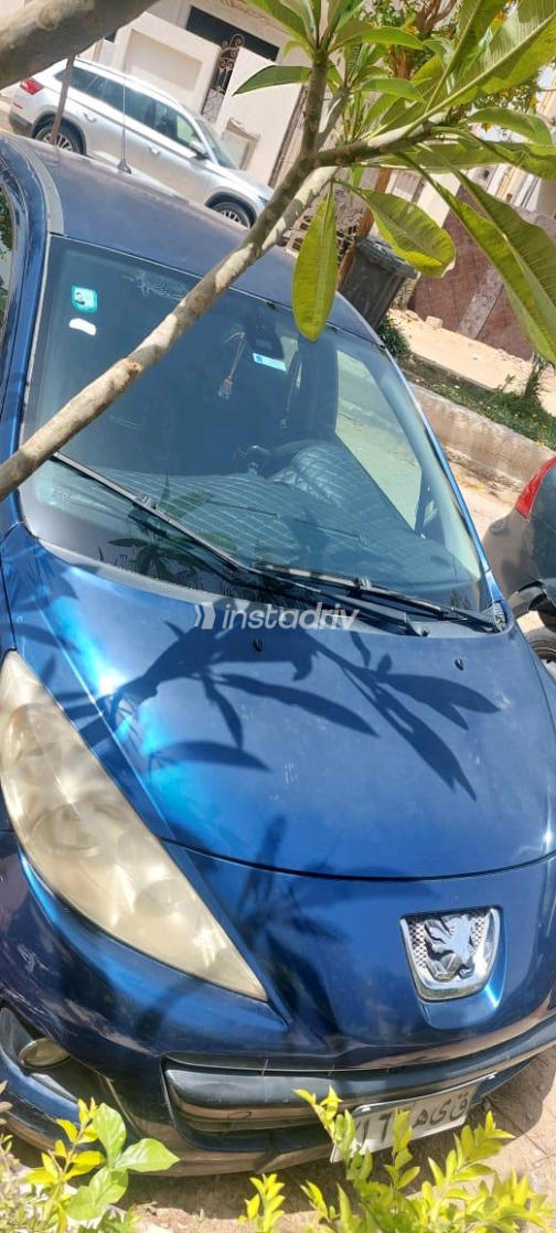 Peugeot 207 2011 White Automatic Used for Sale in Qalyubia - 5