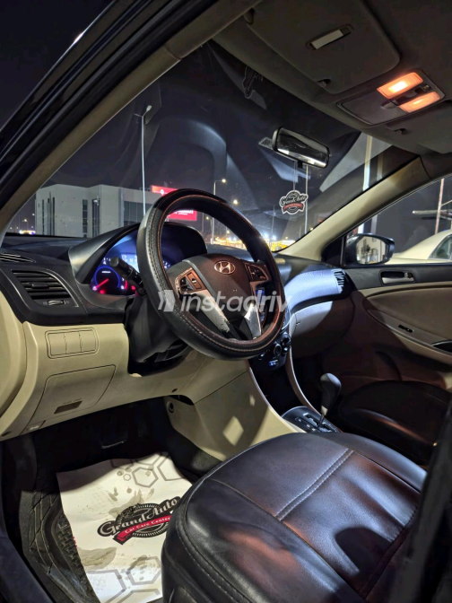 Hyundai Accent 2015 Black Automatic Used for Sale in Giza - 5
