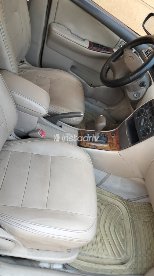 Toyota Corolla 2003 White Automatic Used for Sale in Greater Cairo ( Cairo + Giza) - 3