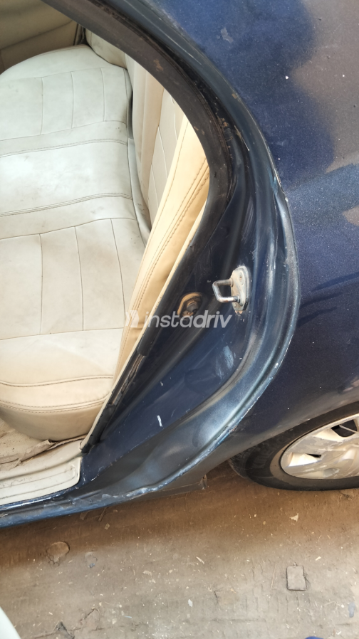 Toyota Corolla 2003 White Automatic Used for Sale in Greater Cairo ( Cairo + Giza) - 7