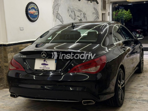 مرسيدس CLA 180 2014 أسود أوتوماتيك مستعملة للبيع في القاهرة - 5