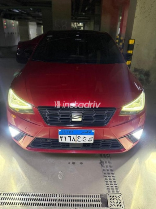 Seat Ibiza 2022 Red Automatic Used for Sale in Greater Cairo ( Cairo + Giza) - 1
