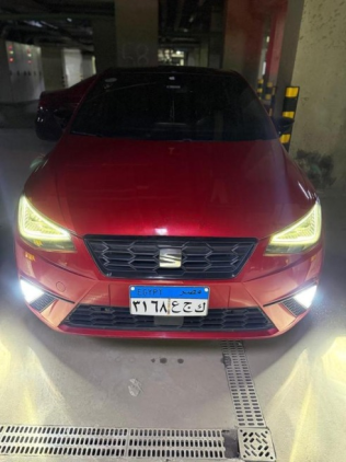 Seat Ibiza 2022 Red Automatic Used for Sale in Greater Cairo ( Cairo + Giza)