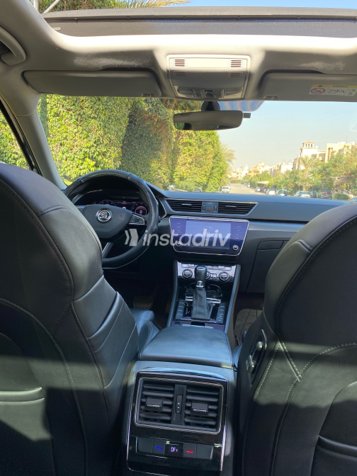 Skoda Superb 2019 Blue Automatic Used for Sale in Cairo - 2