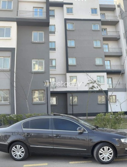 Volkswagen Passat 2008 Black Automatic Used for Sale in Kafr el-Sheikh - 4