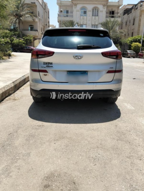 Hyundai Tucson 2020 Silver Automatic Used for Sale in Cairo - 2