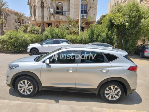 Hyundai Tucson 2020 Silver Automatic Used for Sale in Cairo - 4