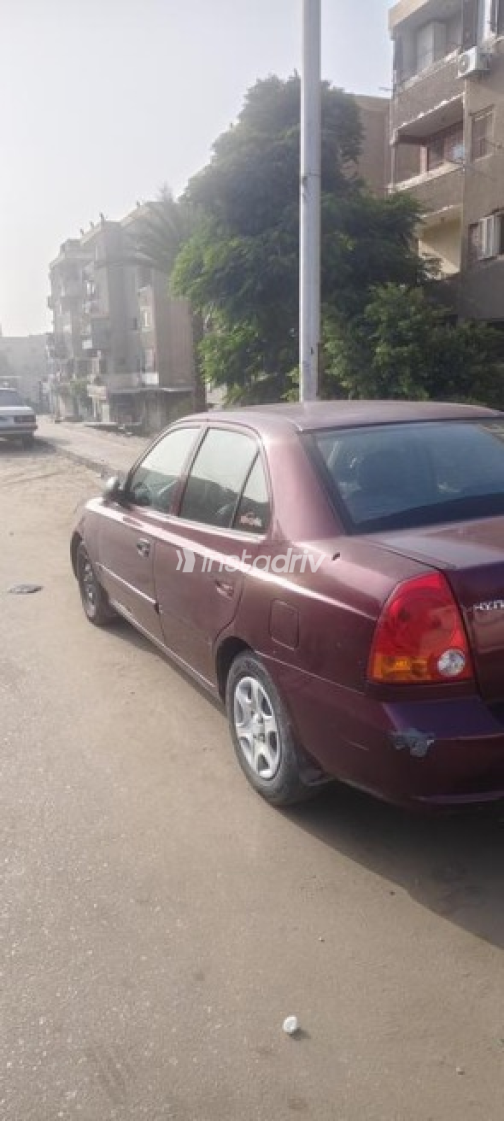 Hyundai Verna 2012 Dark Red Automatic Used for Sale in Cairo - 2