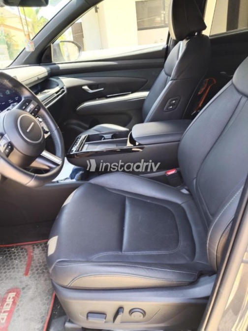 Hyundai Tucson GDI 2025 Silver Automatic Used for Sale in Cairo - 3