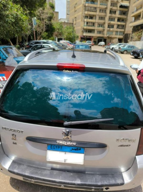 Peugeot 207 SW 2006 Silver Automatic Used for Sale in Cairo - 4