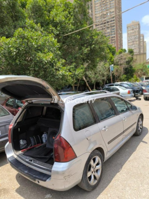 Peugeot 207 SW 2006 Silver Automatic Used for Sale in Cairo - 5