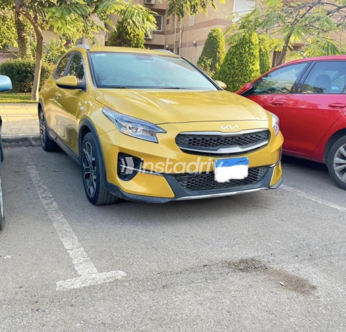 Kia Xceed 2022 White Automatic Used for Sale in Greater Cairo ( Cairo + Giza) - 3