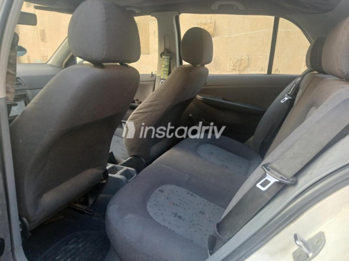 Skoda Fabia 2002 White Automatic Used for Sale in Greater Cairo ( Cairo + Giza) - 1
