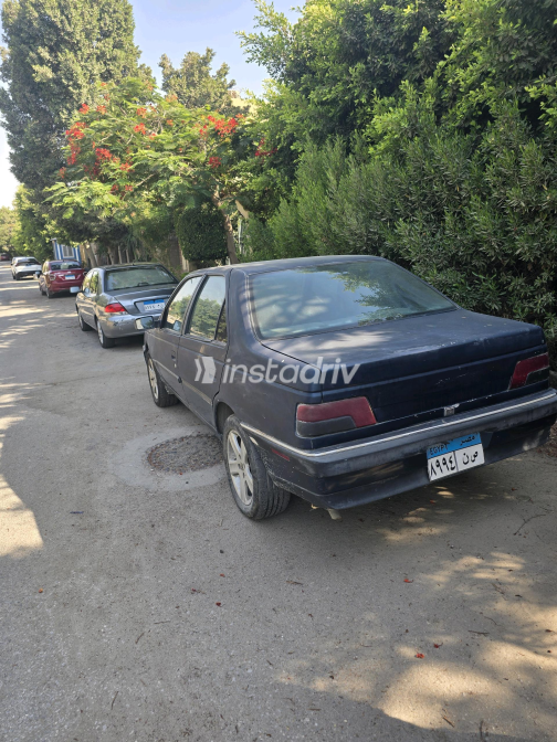 بيجو 405 1996 أزرق يدوي مستعملة للبيع في الجيزة - 1