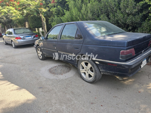 بيجو 405 1996 أزرق يدوي مستعملة للبيع في الجيزة - 5