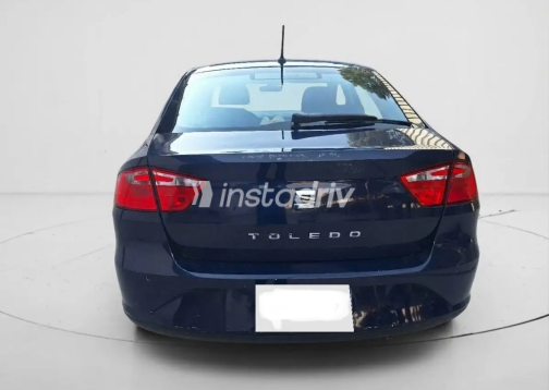 Seat Toledo 2018 White Automatic Used for Sale in Nasr city - 2