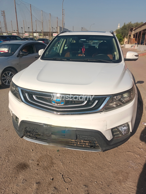 جيلي X7 2019 أبيض أوتوماتيك مستعملة للبيع في مدينة نصر - 9