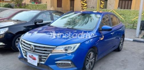 MG 5 2020 Dark Blue Automatic Used for Sale in Heliopolis - 4