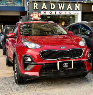 Kia Sportage 2021 Red Automatic Used for Sale in Nasr city