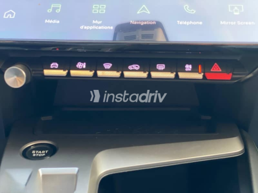 Peugeot 408 2027 Red Automatic New for Sale in Cairo - 10
